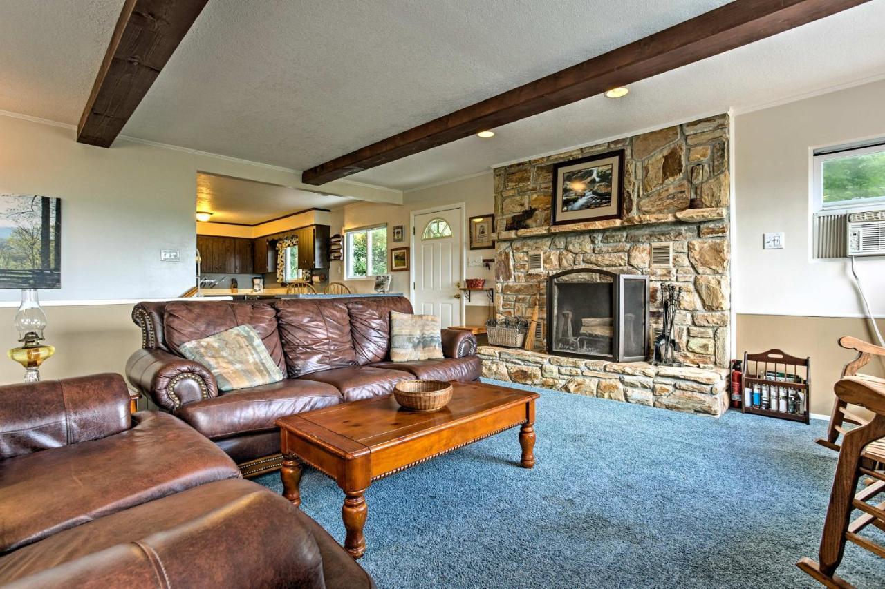 Secluded Mountain Home With Stunning Views And Deck! Bryson City Zewnętrze zdjęcie