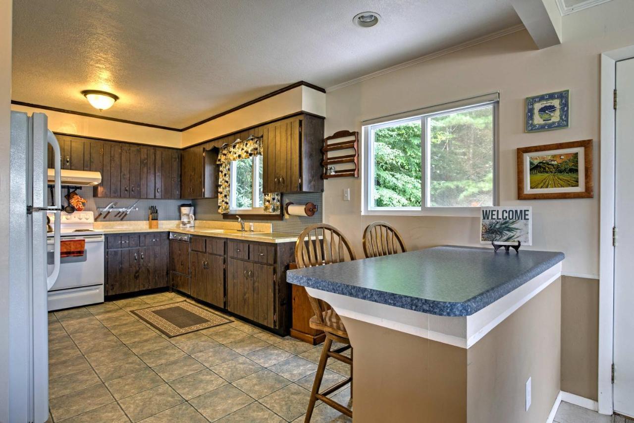 Secluded Mountain Home With Stunning Views And Deck! Bryson City Zewnętrze zdjęcie